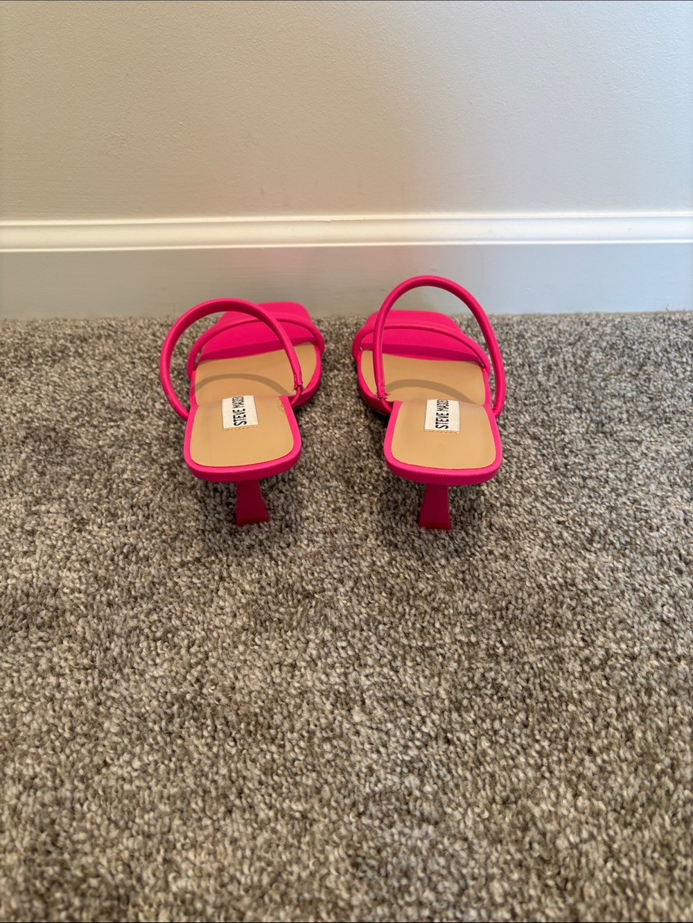 Steve Madden Neon Pink Double Strap Slide Heels - Picture 3 of 4